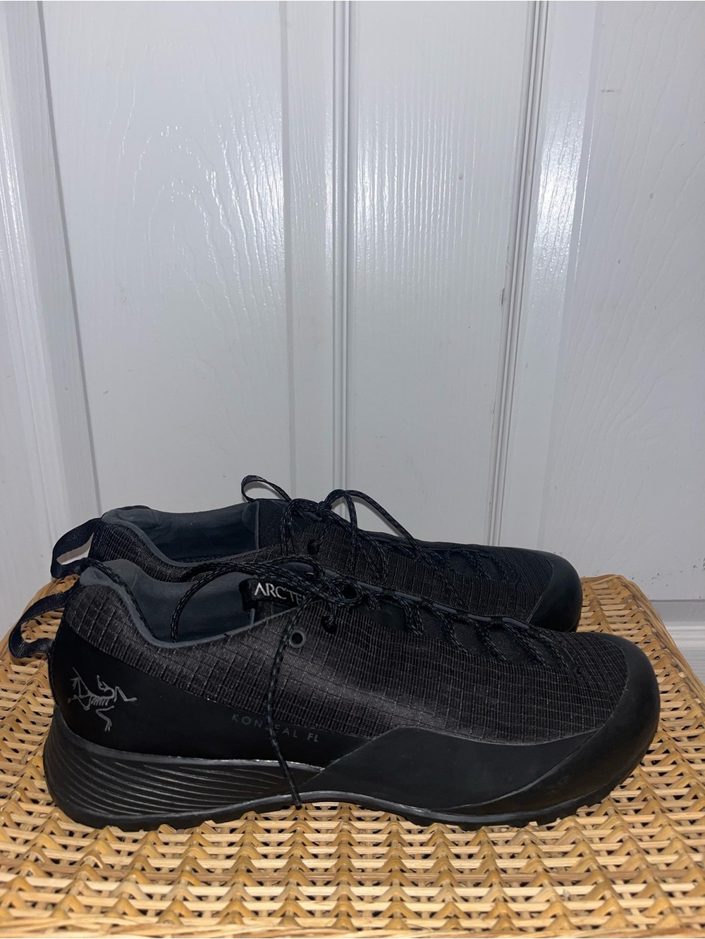 ARC’TERYX Konseal FL sneakers